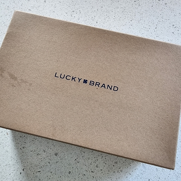 🆕️Lucky Brand Mendona Wedge Sandal - Picture 16 of 16